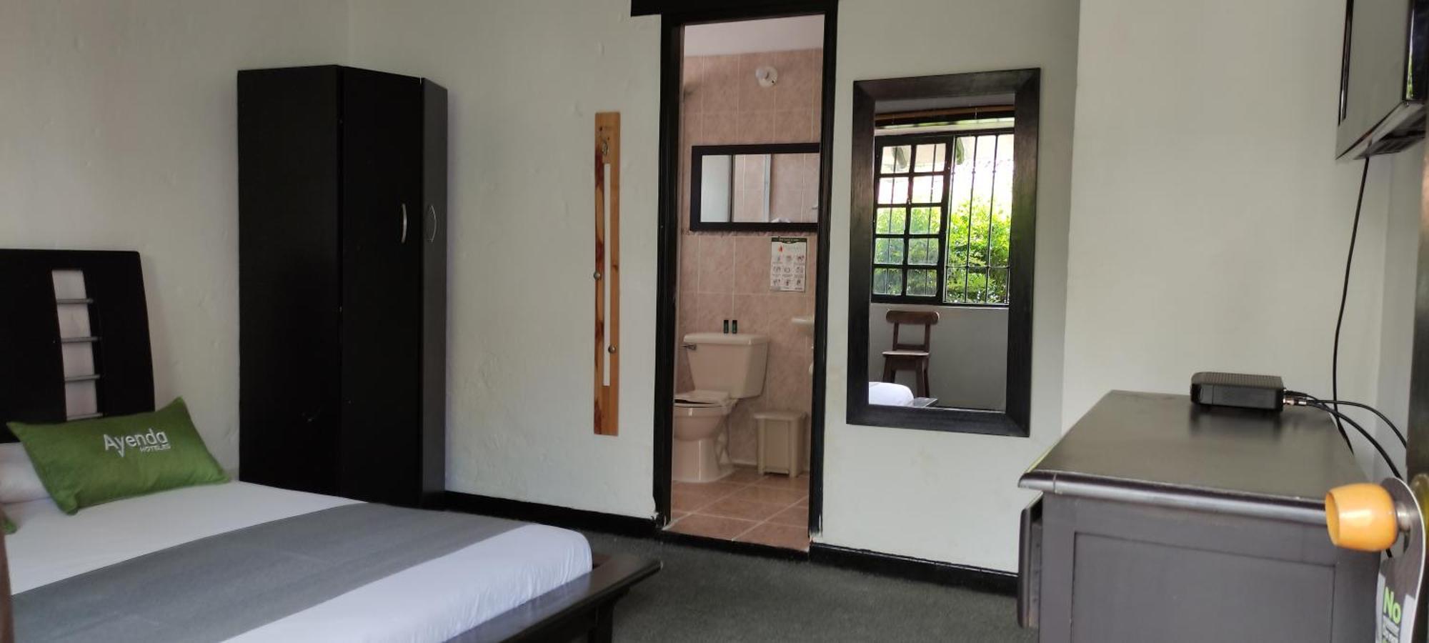 Hotel Premium Real Medellin Ngoại thất bức ảnh